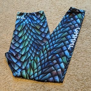 GRRRL dragon scale leggings size Kortney/heather
